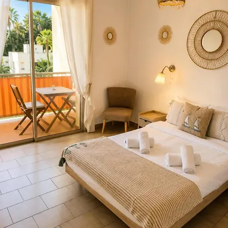 Escale Eucalyptus - Pool & Private Parking Apartment *